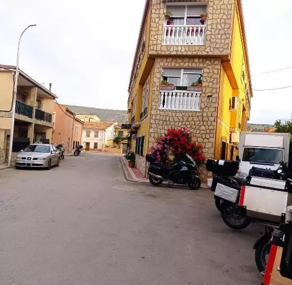 Pension Hostal Cañamares
