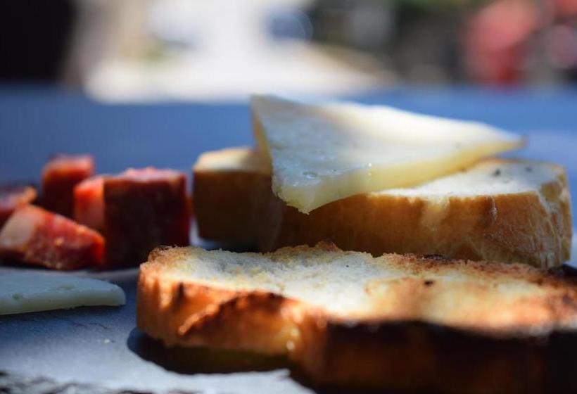 פנסיון Hostal Cielo De Gredos