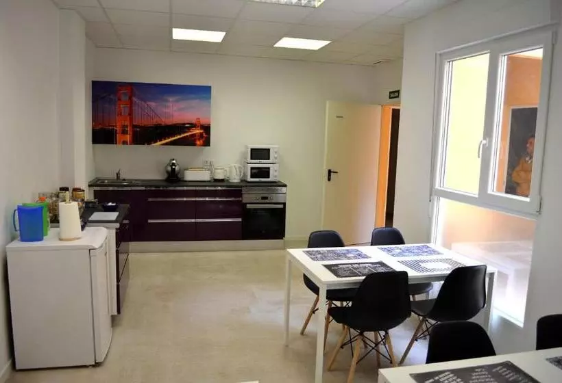 Hostel Allegro