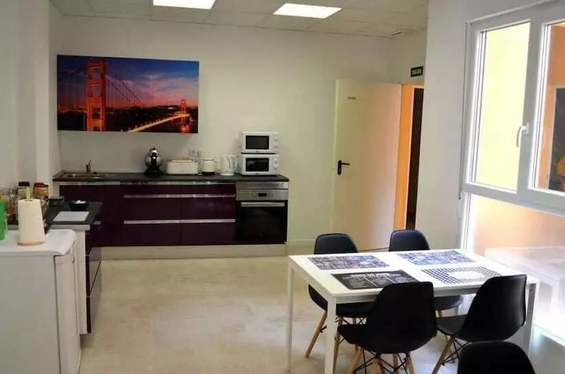 Hostel Allegro