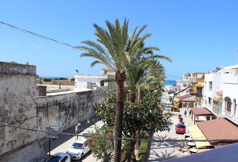 پانسیون Hostal Jadraza