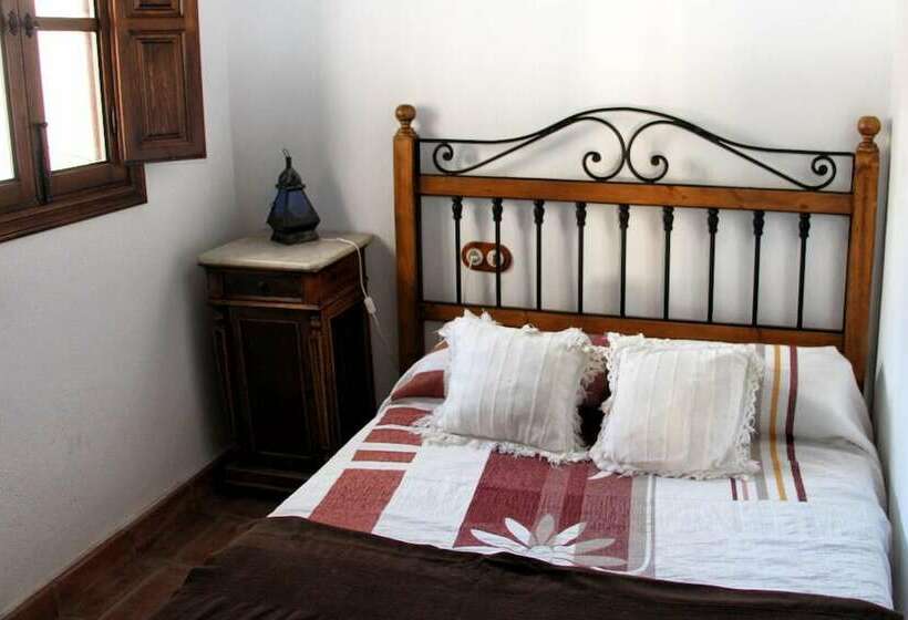 ホテル Casa Rural El Lebrillo