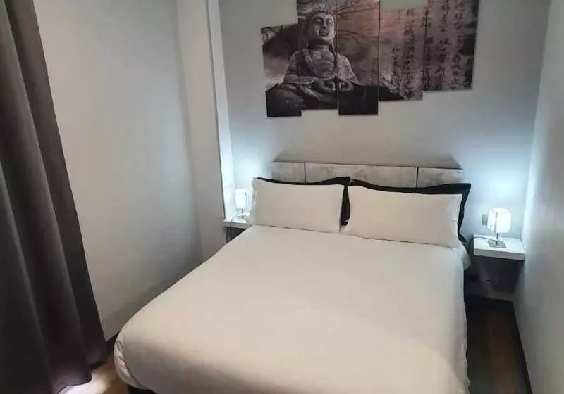 هتل H La Cabana