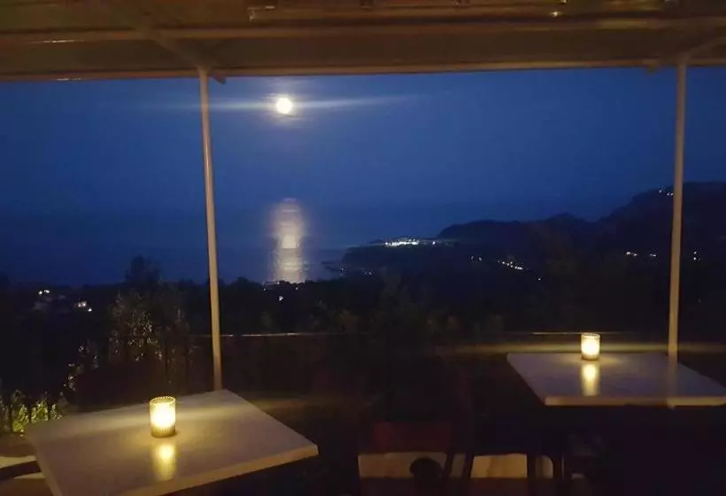 ホテル Hostal Sa Barraca   Adults Only