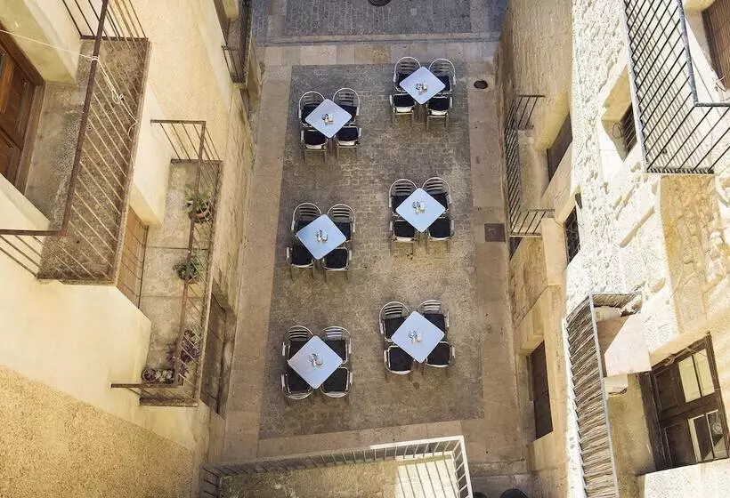 Lo Raconet De La Plaça