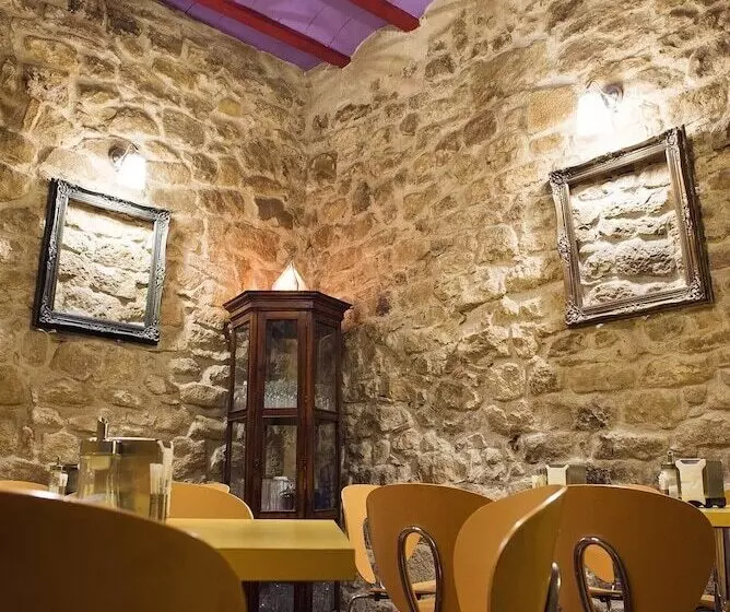 Lo Raconet De La Plaça