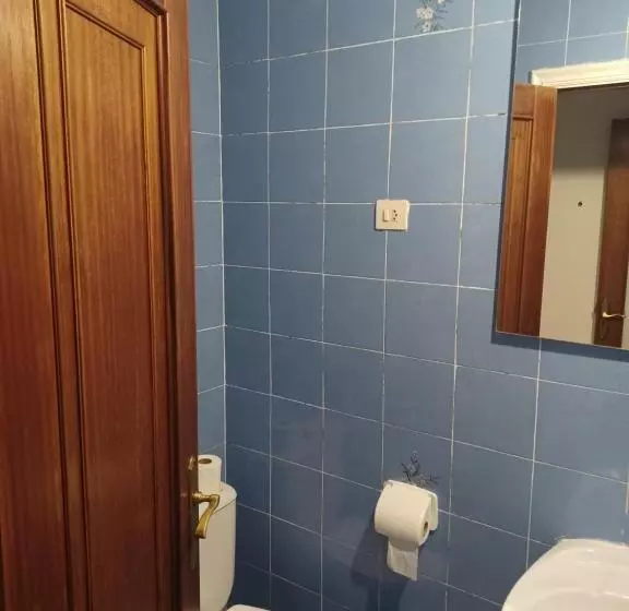 پانسیون Hostal Forest