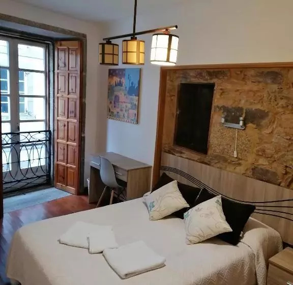 پانسیون Hostal Forest
