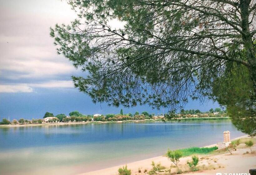 بنسيون Las Banderas