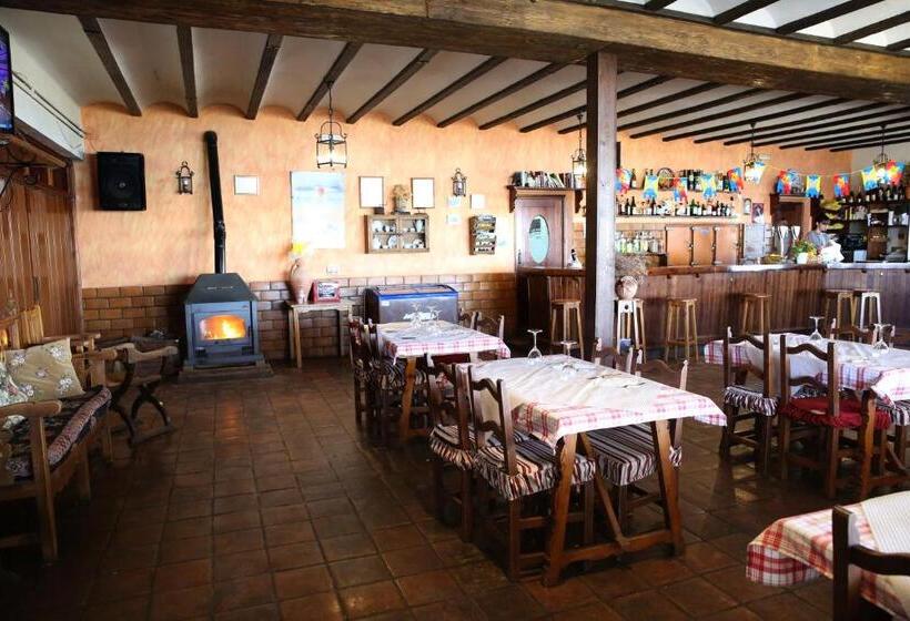 بنسيون Las Banderas