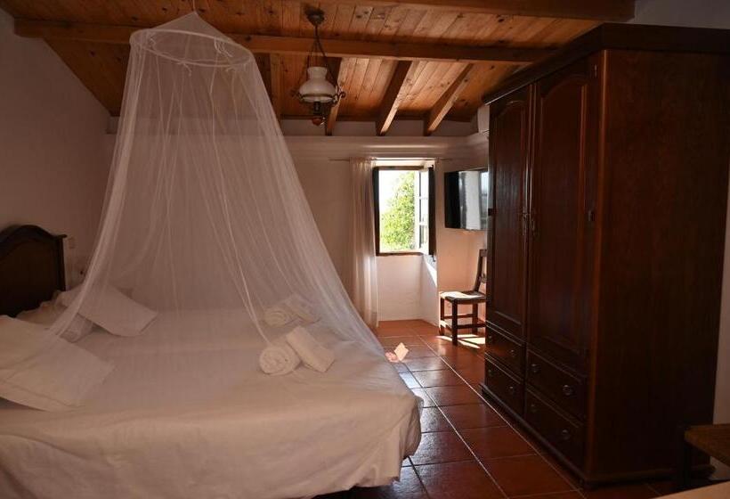 هتل Finca Sa Cova Vella