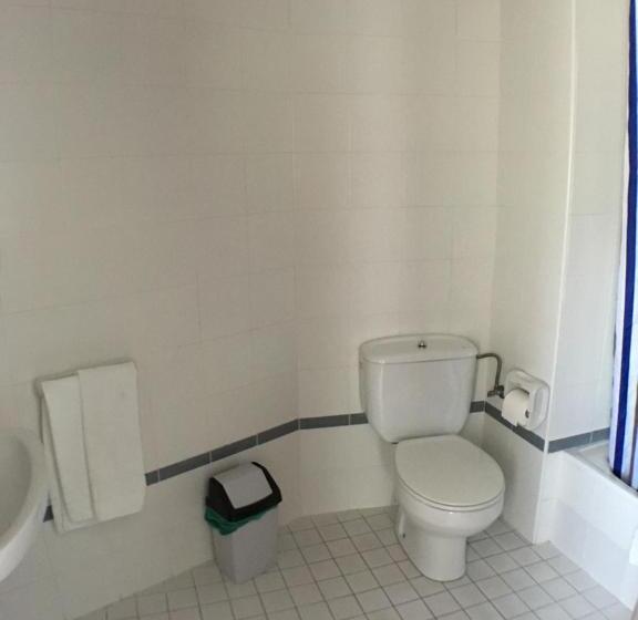 פנסיון Hostal Ec Leon