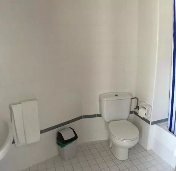 Pensión Hostal Ec Leon