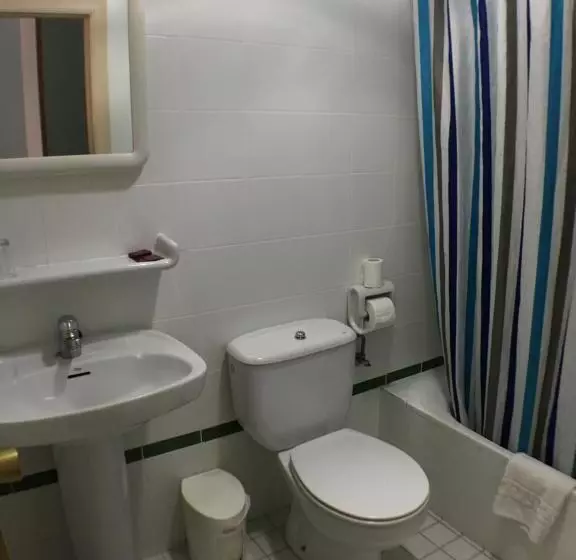 Pensión Hostal Ec Leon