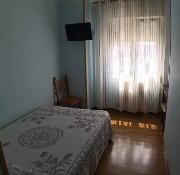 Pensión Hostal Ec Leon