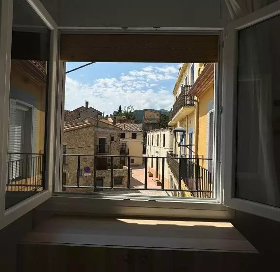 Majatalo Hostal Restaurant Casa Comaulis