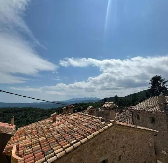 Majatalo Hostal Restaurant Casa Comaulis