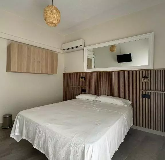 Majatalo Hostal Restaurant Casa Comaulis