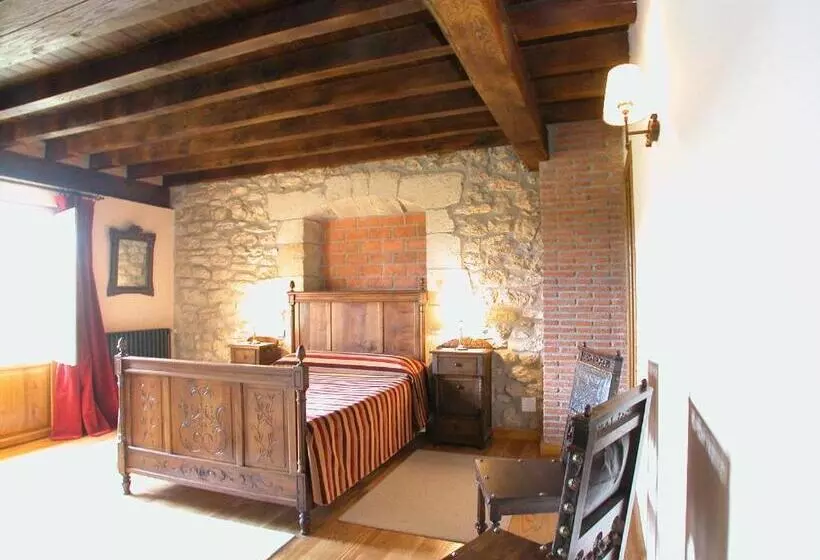 ユースホステル Posada De Peredo Y Villa