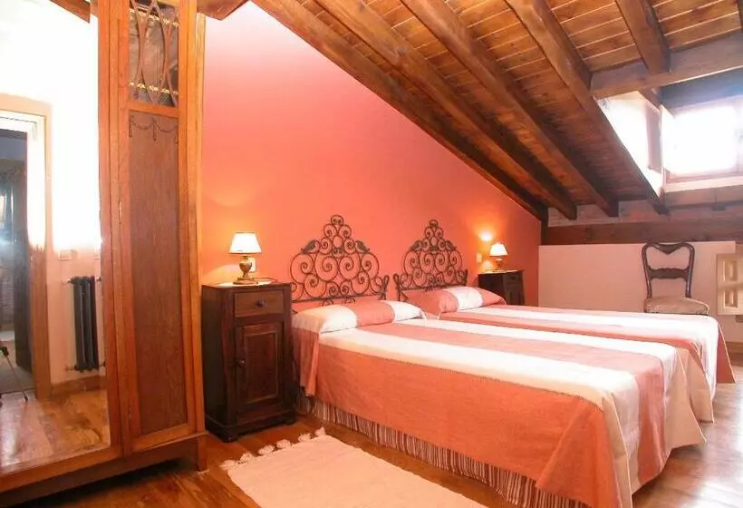 ユースホステル Posada De Peredo Y Villa