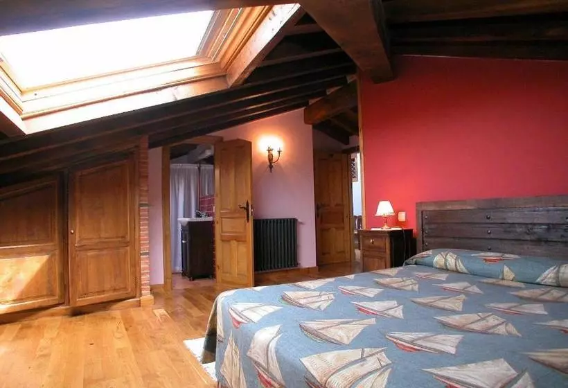 ユースホステル Posada De Peredo Y Villa