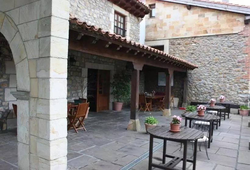 ユースホステル Posada De Peredo Y Villa