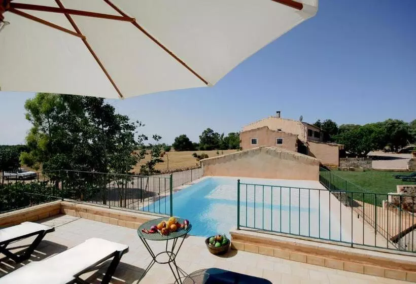 Hotelli Finca Agroturismo Sa Cova Den Borino