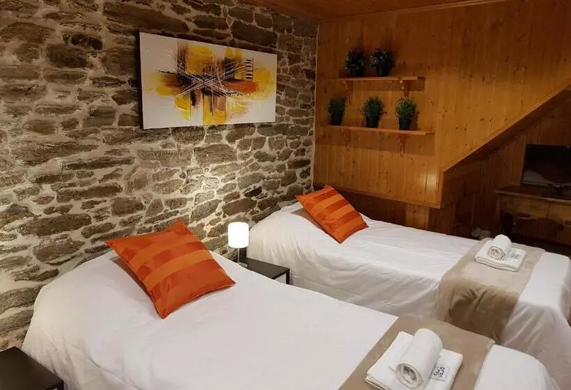 Majatalo Aqua Rooms Sarria