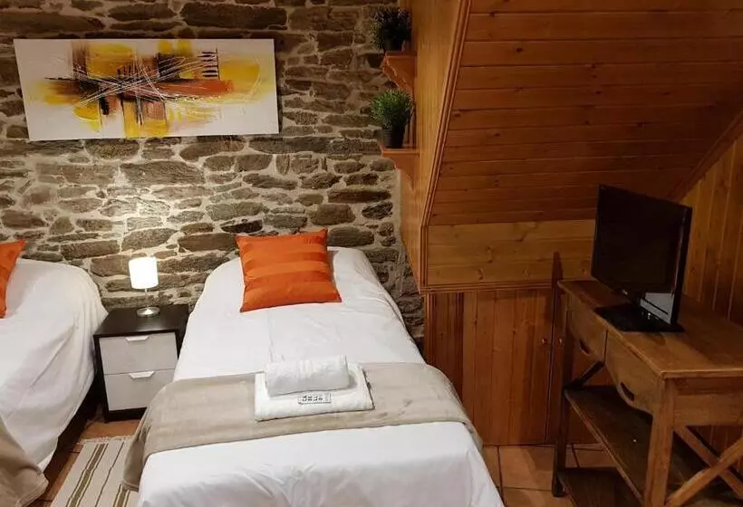 Majatalo Aqua Rooms Sarria