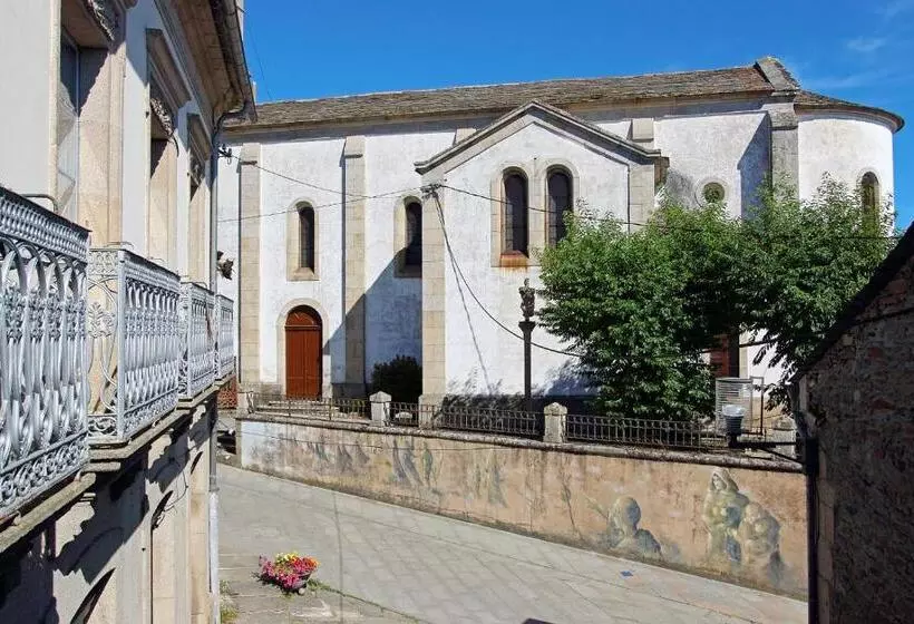 Majatalo Aqua Rooms Sarria