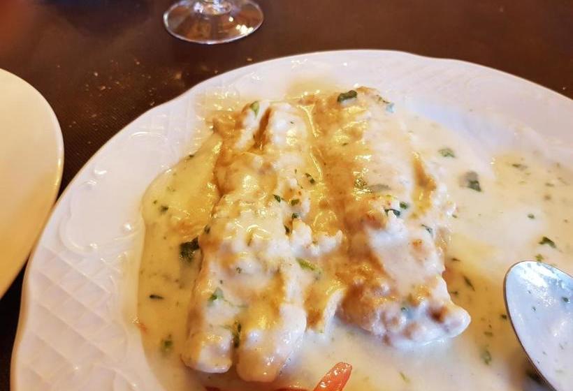 بنسيون Casa Exposito