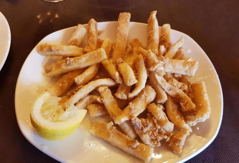 بنسيون Casa Exposito