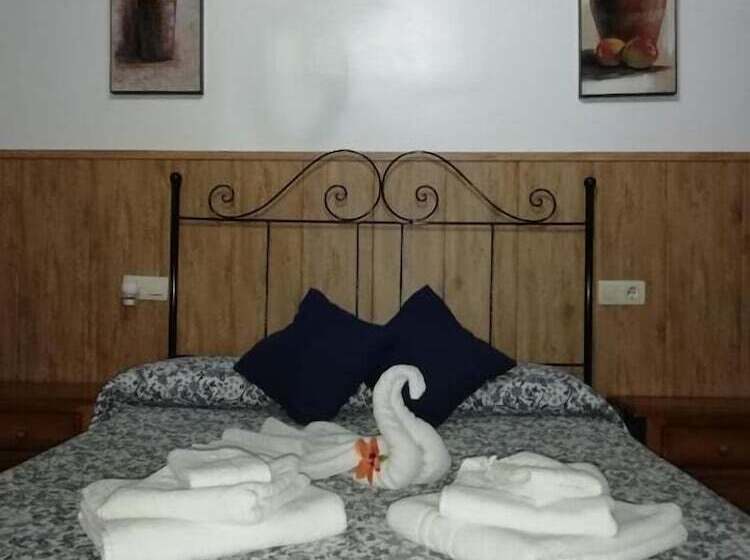 펜션 Hostal Breñaverde