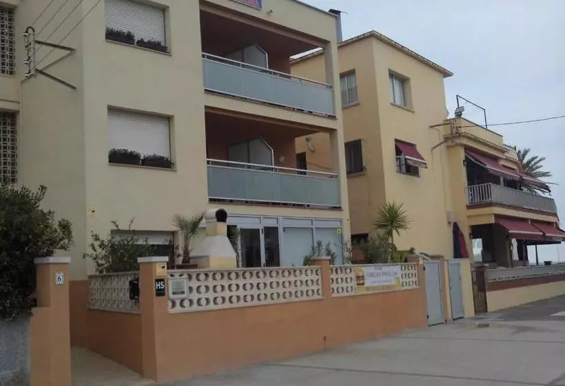 Majatalo Hostal Cubelles