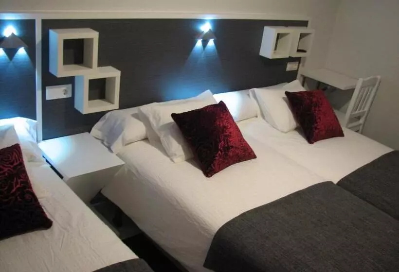 Majatalo Hostal Meson Do Loyo