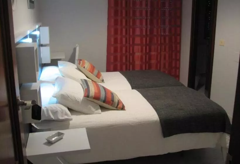 Majatalo Hostal Meson Do Loyo