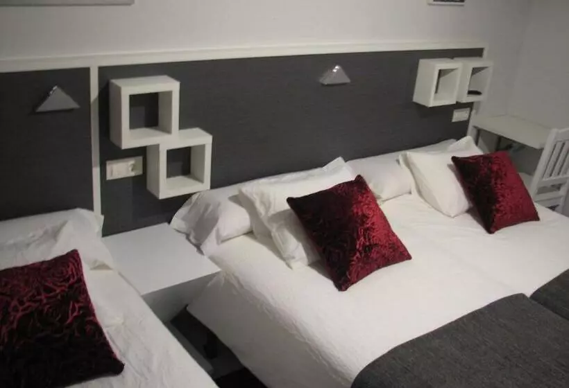 Majatalo Hostal Meson Do Loyo