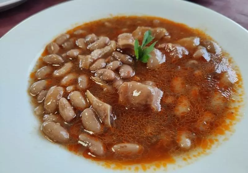 پانسیون Royuela Hostal