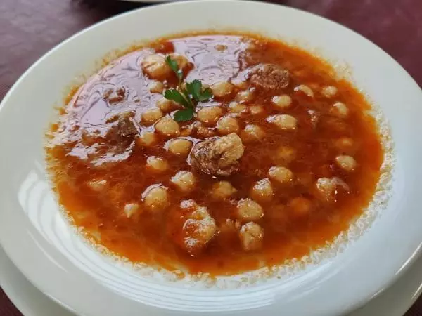 پانسیون Royuela Hostal