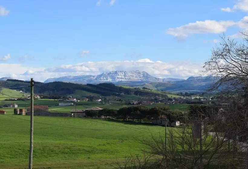 Majatalo Hosteria De Langre