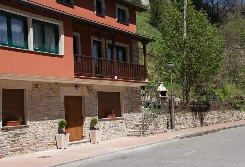 Majatalo Hostal El Recanto