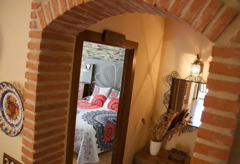 Majatalo Hostal El Recanto
