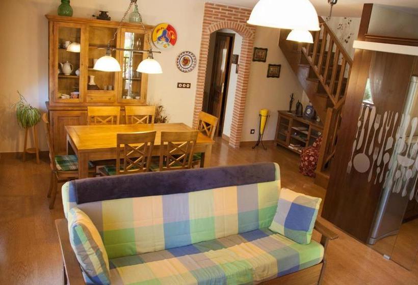 پانسیون Hostal El Recanto