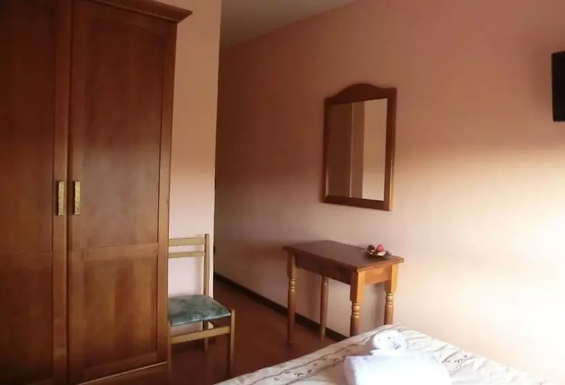 ペンション Hostal Restaurante Torreblanca