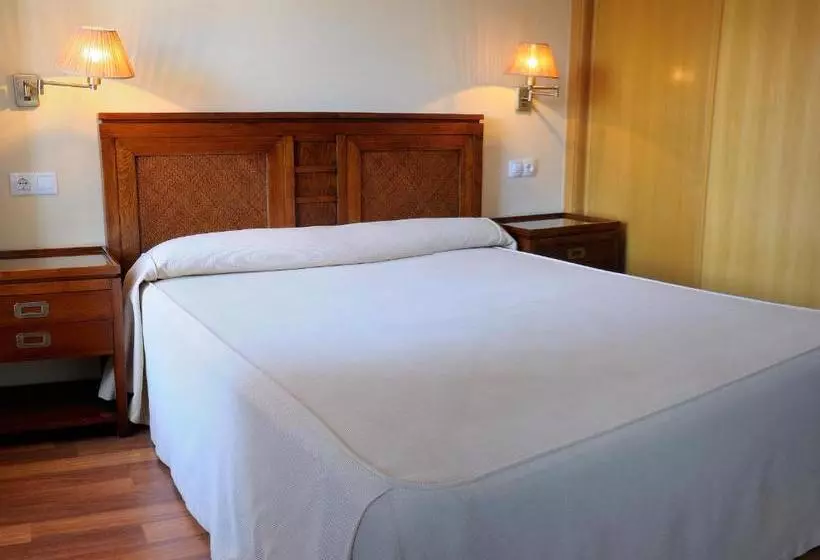 ペンション Aparthotel O Novo Cabalo Furado