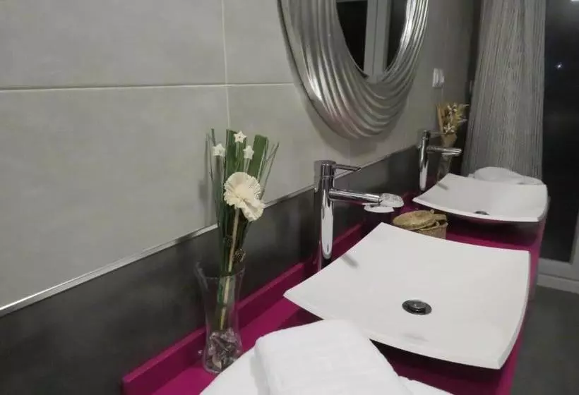 ペンション Refugio O Castro