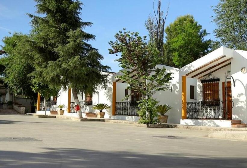 Aparthotel El Cañuelo