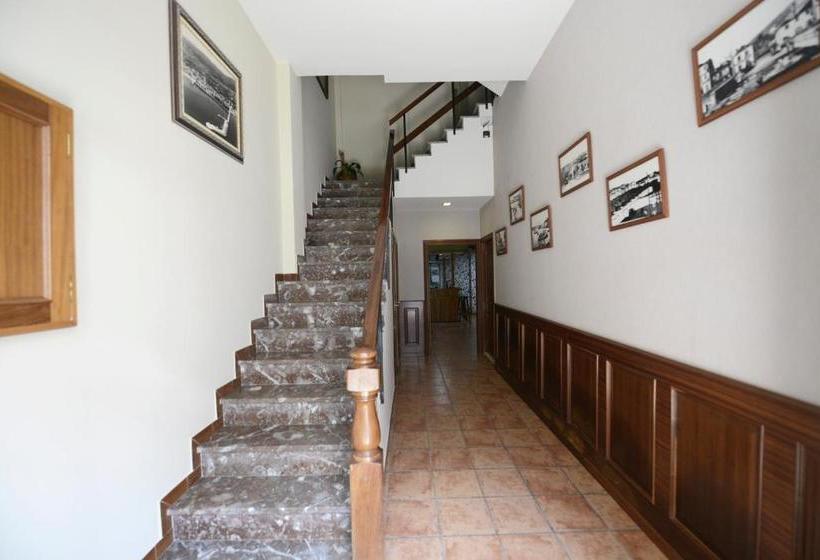 پانسیون Hospedaxe A Vila