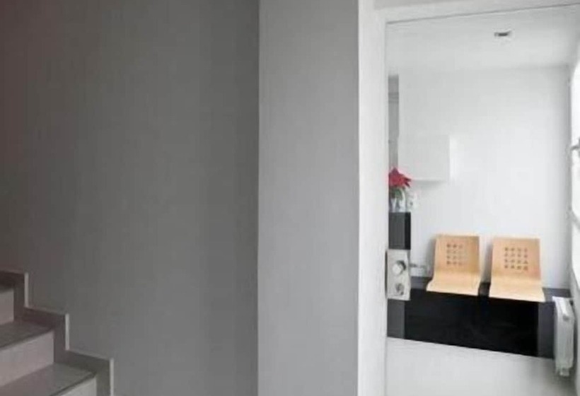 פנסיון Hostal Central