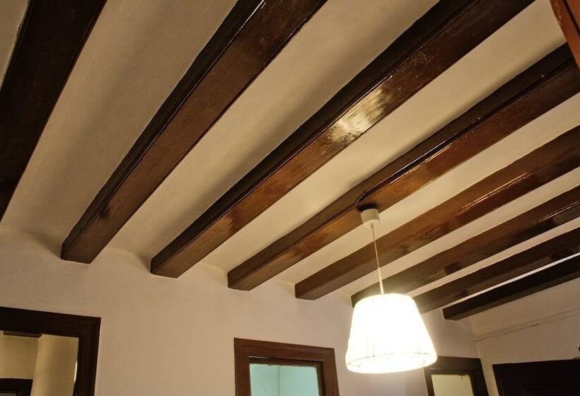 پانسیون Hostal Dragonflybcn